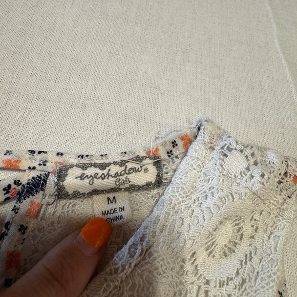 Sleeveless Patterned Eyeshadow Girls' Size Medium  Multicolor Sleeveless Top - Picture 3 of 6